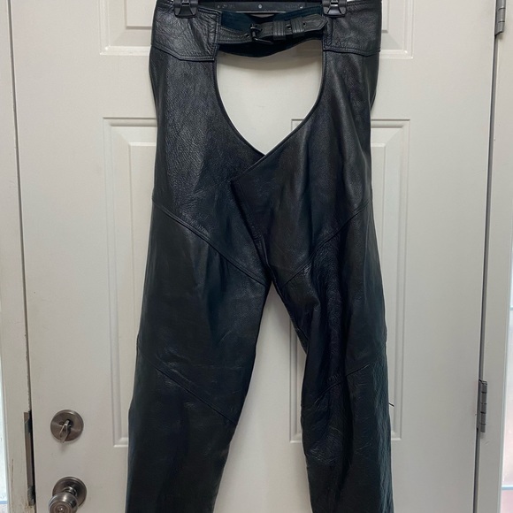 Ladies size M-L Black Leather Chaps - Picture 2 of 15